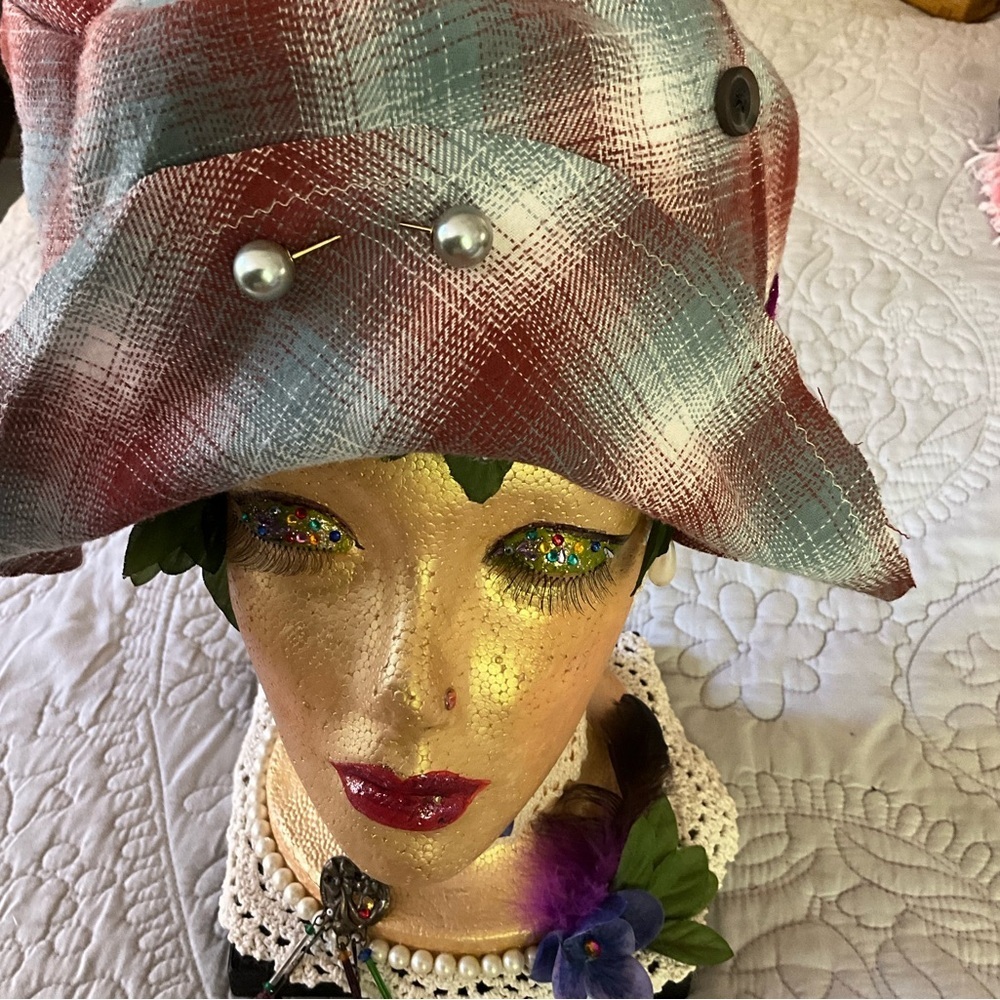 Handmade Plaid Bucket Hat Gray Pearl Trim Medium - Picture 4 of 9